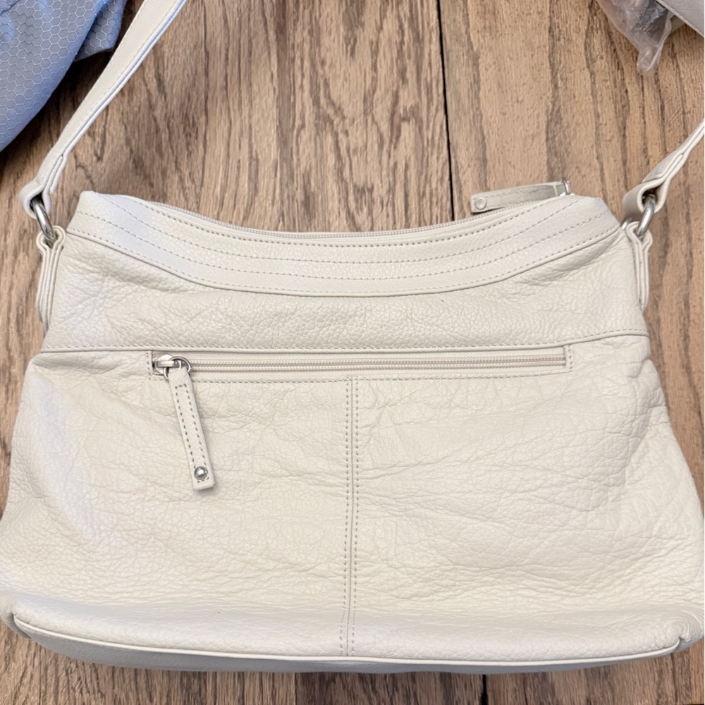 Stone & Co. Off-White Leather Shoulder Bag. GREAT CONDITION - Picture 5 of 7